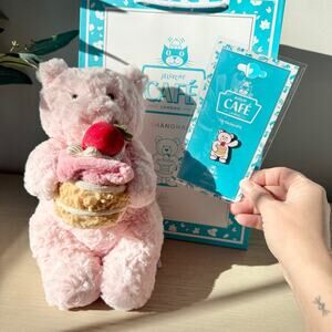 Jellycat Shanghai Exclusive Leola Bear with Strawberry - NWT - AUTHENTIC ‼️